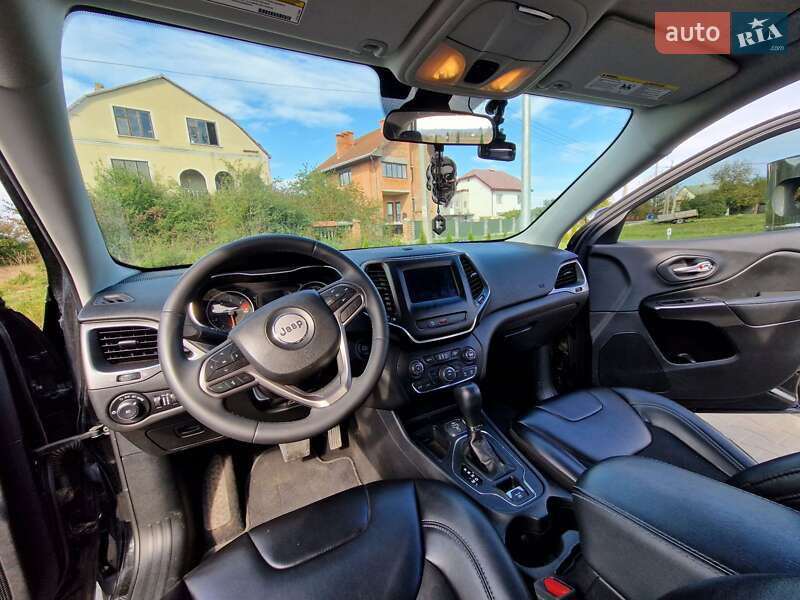Позашляховик / Кросовер Jeep Cherokee 2019 в Львові
