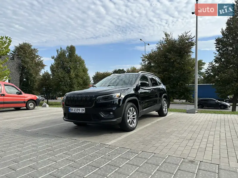 Jeep Cherokee