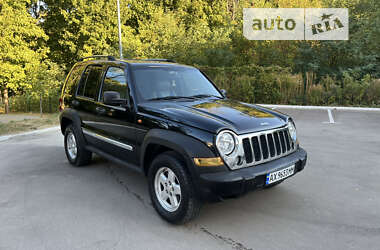 Внедорожник / Кроссовер Jeep Cherokee 2004 в Харькове