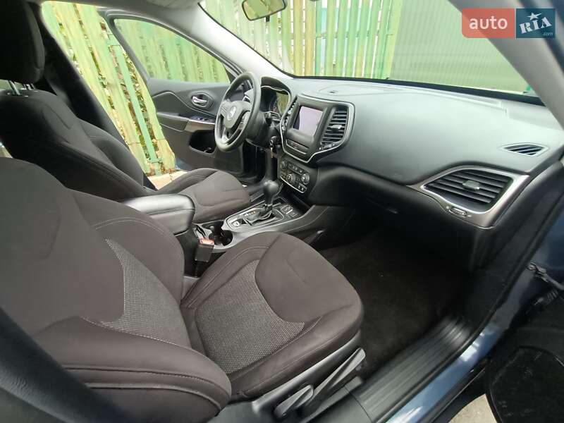 Внедорожник / Кроссовер Jeep Cherokee 2019 в Житомире фото 10 Внедорожник / Кроссовер Jeep Cherokee 2019 в Житомире