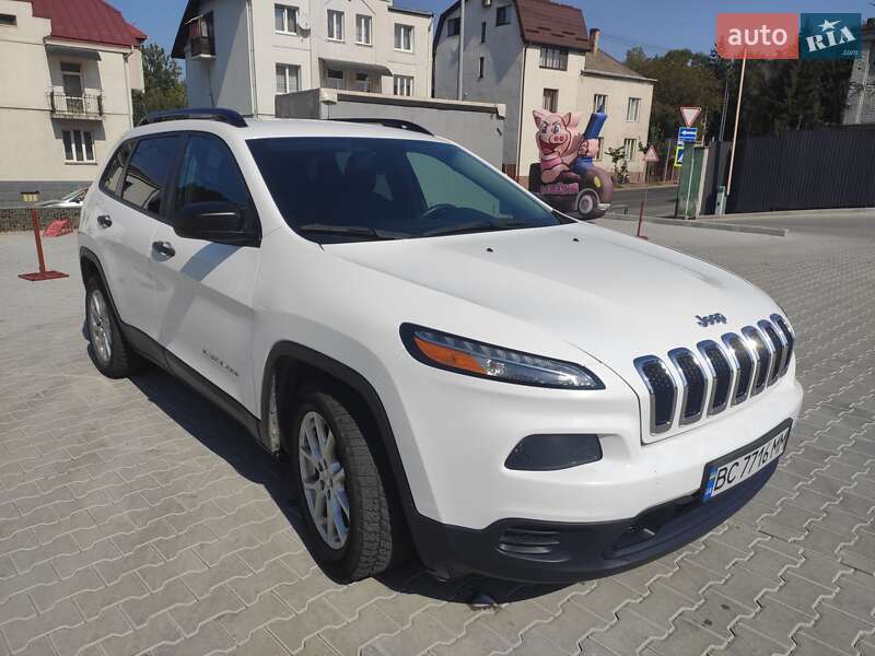 Позашляховик / Кросовер Jeep Cherokee 2016 в Львові