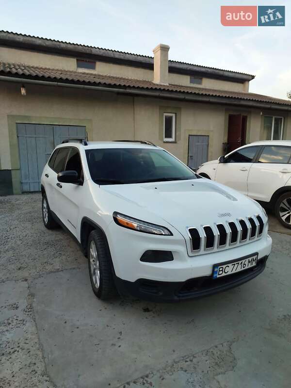 Позашляховик / Кросовер Jeep Cherokee 2016 в Львові