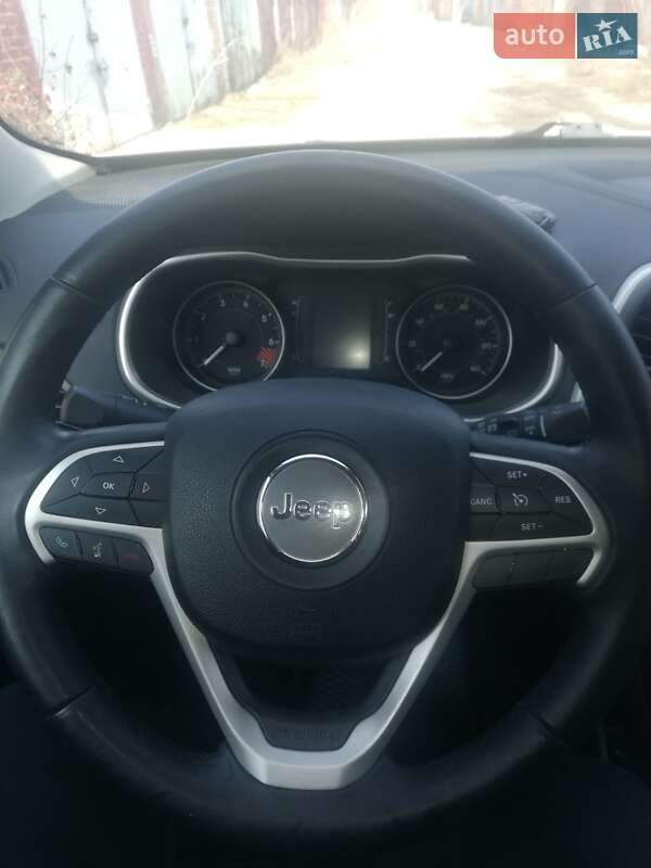 Позашляховик / Кросовер Jeep Cherokee 2013 в Вінниці