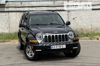 Внедорожник / Кроссовер Jeep Cherokee 2005 в Киеве