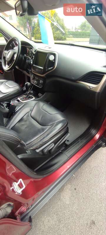 Внедорожник / Кроссовер Jeep Cherokee 2015 в Каменец-Подольском фото 16 Внедорожник / Кроссовер Jeep Cherokee 2015 в Каменец-Подольском