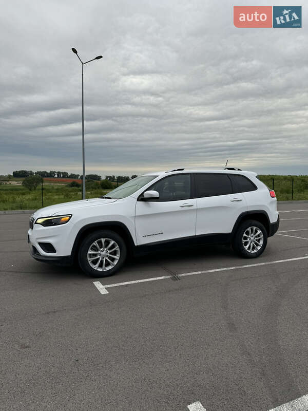 Внедорожник / Кроссовер Jeep Cherokee 2020 в Ровно