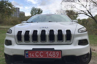 Внедорожник / Кроссовер Jeep Cherokee 2015 в 
