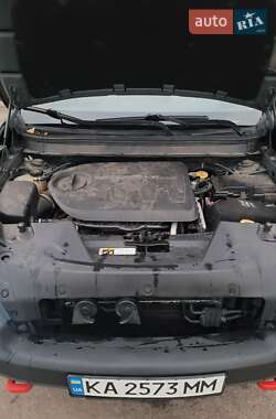 Внедорожник / Кроссовер Jeep Cherokee 2014 в 