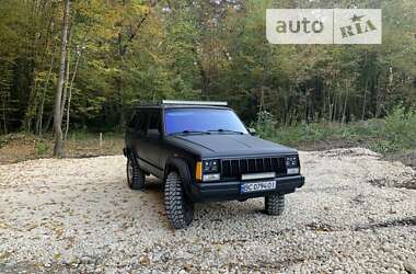 Позашляховик / Кросовер Jeep Cherokee 1991 в Львові