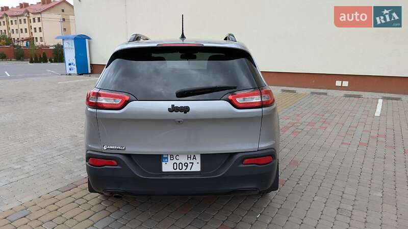 Позашляховик / Кросовер Jeep Cherokee 2017 в Львові