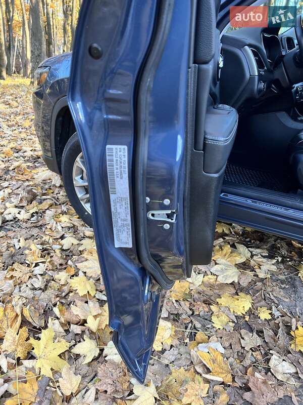 Позашляховик / Кросовер Jeep Cherokee 2020 в Хмельницькому фото 8 Позашляховик / Кросовер Jeep Cherokee 2020 в Хмельницькому