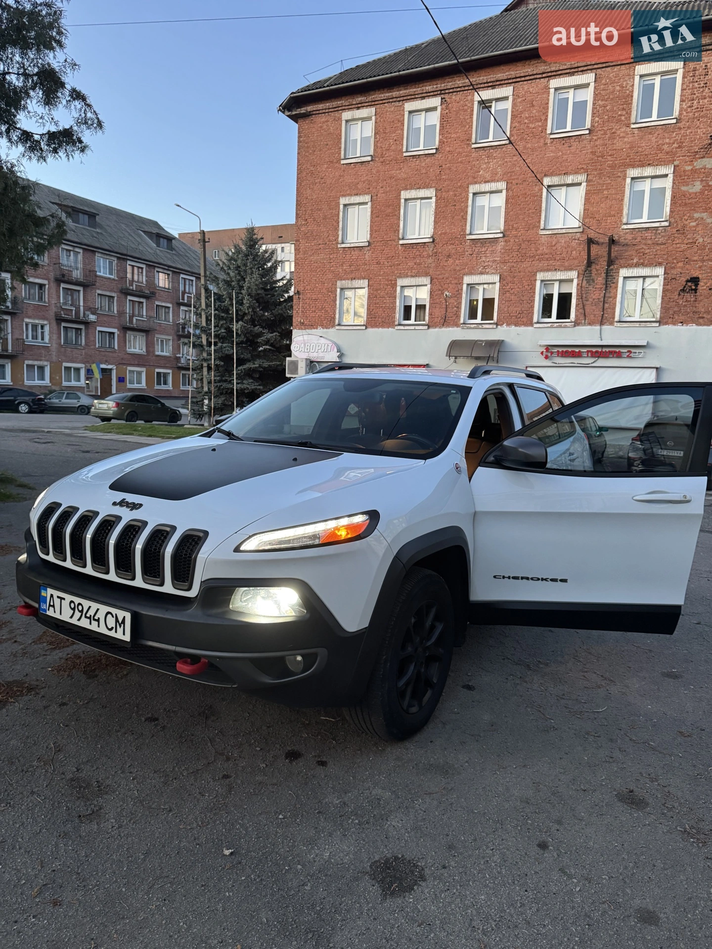 2014 Jeep Cherokee - мініатюра 23