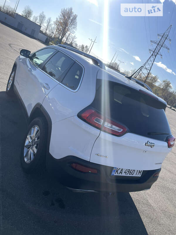 Внедорожник / Кроссовер Jeep Cherokee 2015 в Киеве фото 35 Внедорожник / Кроссовер Jeep Cherokee 2015 в Киеве