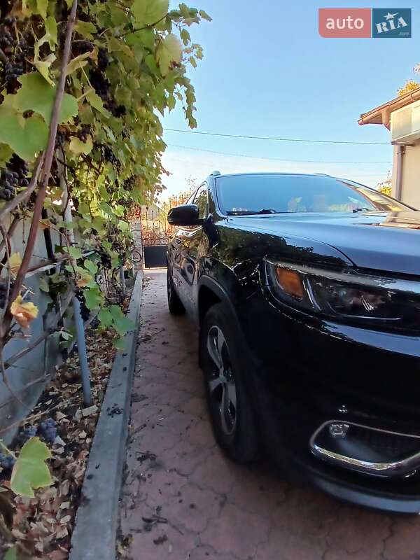 Внедорожник / Кроссовер Jeep Cherokee 2019 в Павлограде фото 7 Внедорожник / Кроссовер Jeep Cherokee 2019 в Павлограде