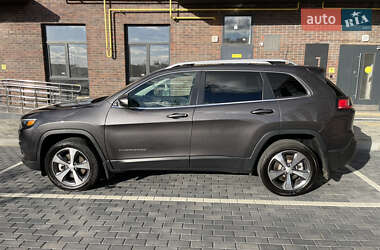 Позашляховик / Кросовер Jeep Cherokee 2021 в 