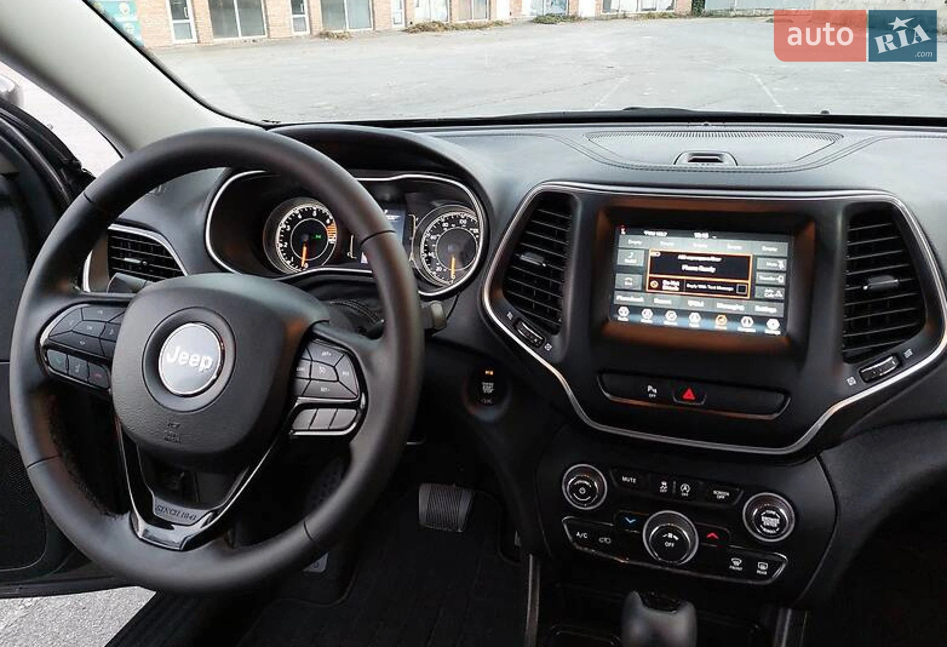 2019 Jeep Cherokee - мініатюра 33