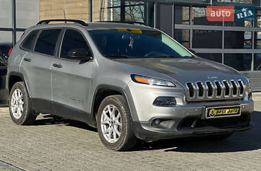 Позашляховик / Кросовер Jeep Cherokee 2015 в Івано-Франківську