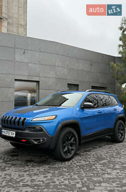 Внедорожник / Кроссовер Jeep Cherokee 2018 в Хмельницком