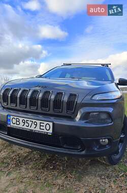 Внедорожник / Кроссовер Jeep Cherokee 2015 в Чернигове