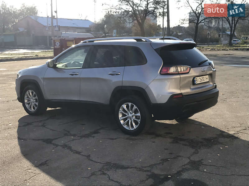 Позашляховик / Кросовер Jeep Cherokee 2019 в Києві