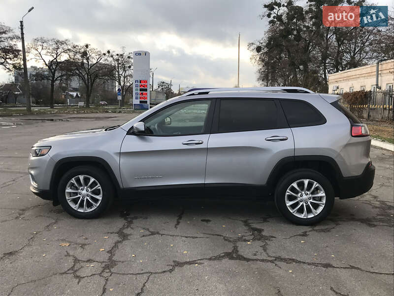 Позашляховик / Кросовер Jeep Cherokee 2019 в Києві