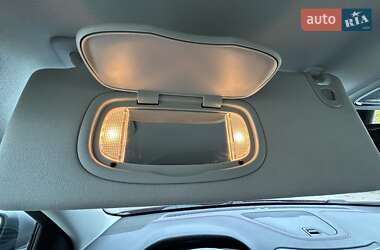 Внедорожник / Кроссовер Jeep Cherokee 2019 в 