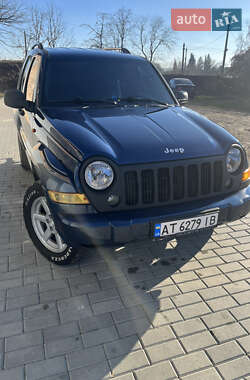 Позашляховик / Кросовер Jeep Cherokee 2005 в Коломиї