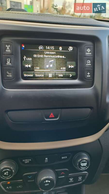Внедорожник / Кроссовер Jeep Cherokee 2015 в Днепре