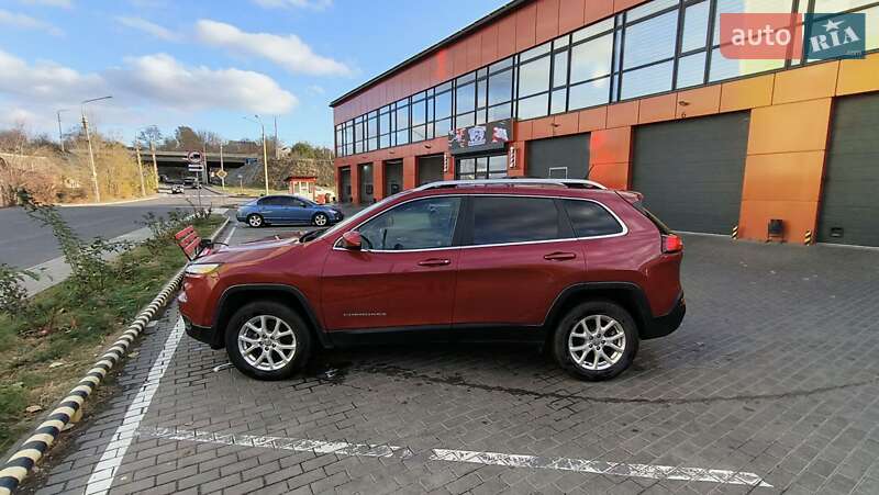 Внедорожник / Кроссовер Jeep Cherokee 2015 в Днепре