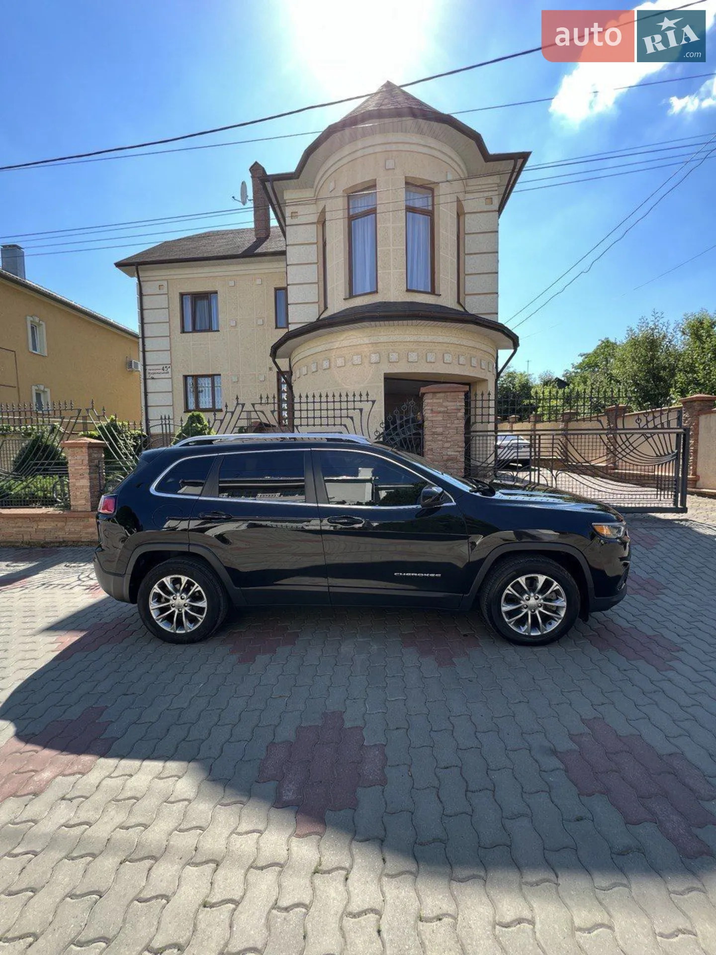 2018 Jeep Cherokee - мініатюра 14
