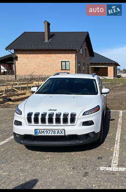 Внедорожник / Кроссовер Jeep Cherokee 2017 в Коростене