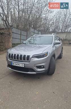 Позашляховик / Кросовер Jeep Cherokee 2020 в Рівному