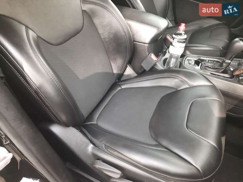Позашляховик / Кросовер Jeep Cherokee 2018 в Чернігові