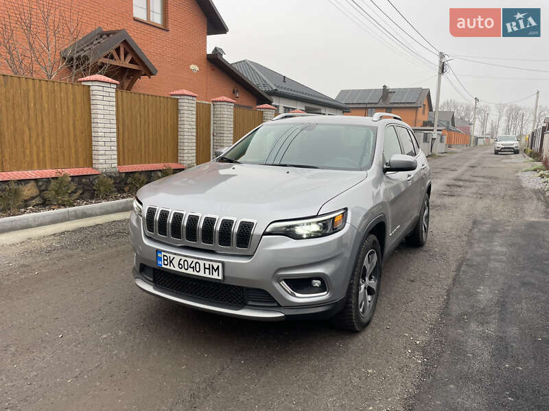 Внедорожник / Кроссовер Jeep Cherokee 2019 в Виннице