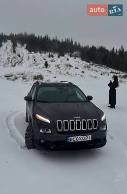 Внедорожник / Кроссовер Jeep Cherokee 2017 в 