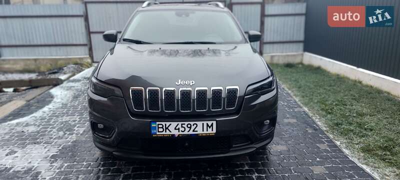 Позашляховик / Кросовер Jeep Cherokee 2021 в Рівному