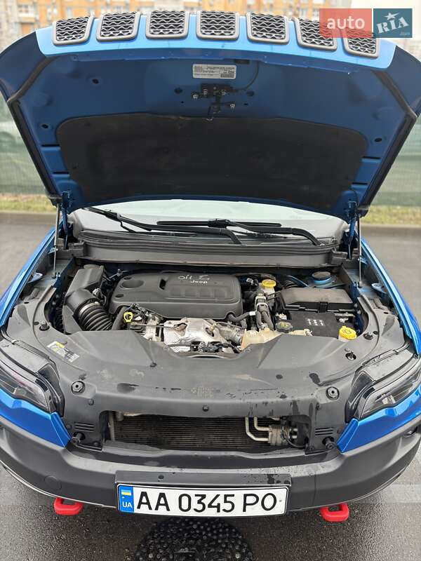 Позашляховик / Кросовер Jeep Cherokee 2018 в Києві