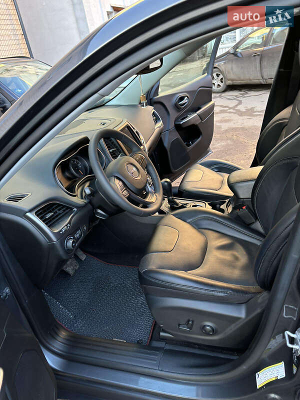 Позашляховик / Кросовер Jeep Cherokee 2022 в Хмельницькому