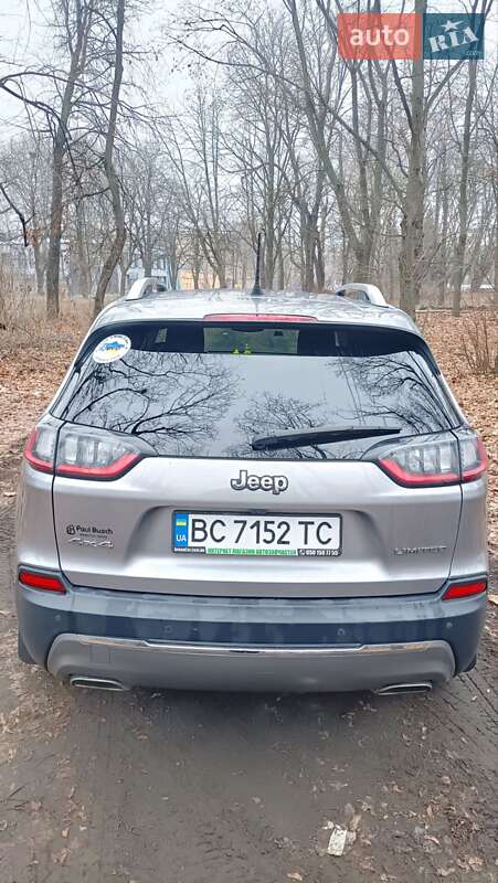 Внедорожник / Кроссовер Jeep Cherokee 2020 в Харькове