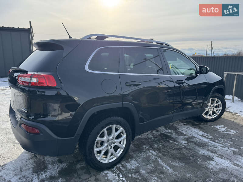 Позашляховик / Кросовер Jeep Cherokee 2017 в Львові