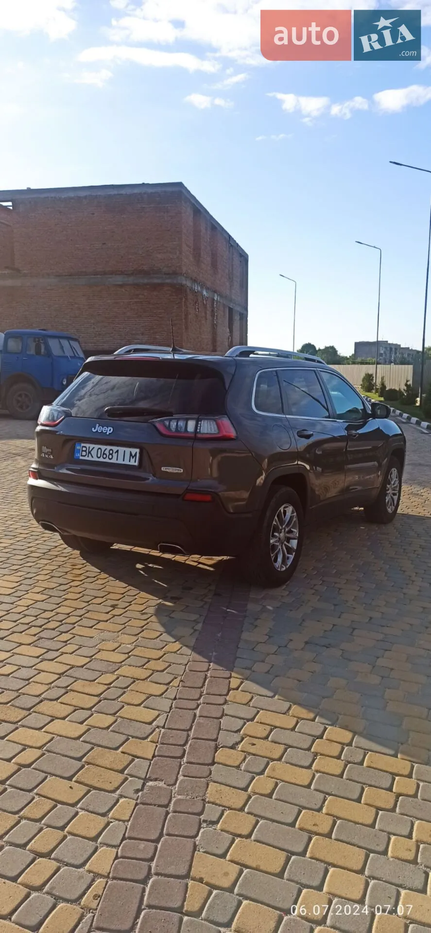 2020 Jeep Cherokee - мініатюра 12