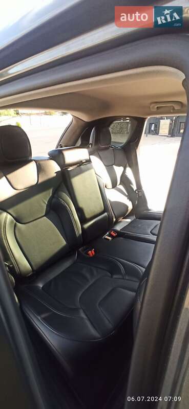 Позашляховик / Кросовер Jeep Cherokee 2020 в Копичинці