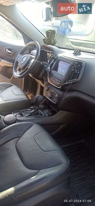 Позашляховик / Кросовер Jeep Cherokee 2020 в Копичинці