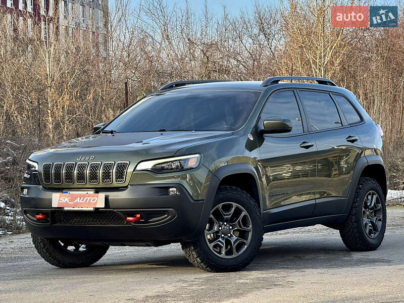 Внедорожник / Кроссовер Jeep Cherokee 2020 в Киеве