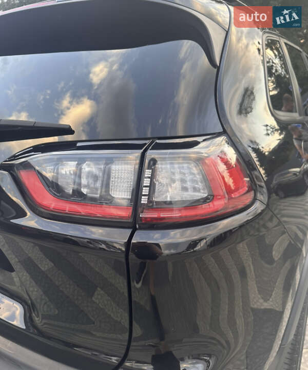 Внедорожник / Кроссовер Jeep Cherokee 2019 в Одессе