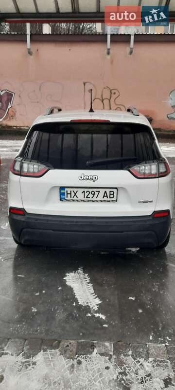 Внедорожник / Кроссовер Jeep Cherokee 2018 в Хмельницком
