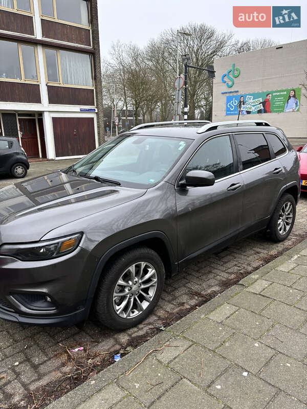 Внедорожник / Кроссовер Jeep Cherokee 2018 в Ужгороде