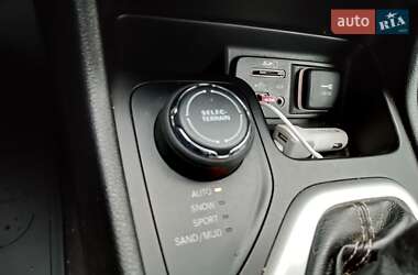 Позашляховик / Кросовер Jeep Cherokee 2017 в 