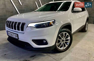 Внедорожник / Кроссовер Jeep Cherokee 2018 в 