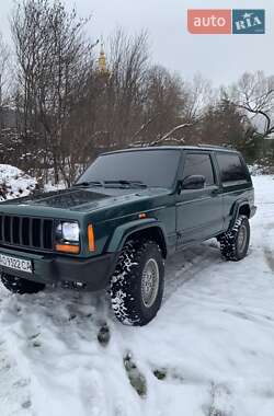 Внедорожник / Кроссовер Jeep Cherokee 2000 в Мукачево